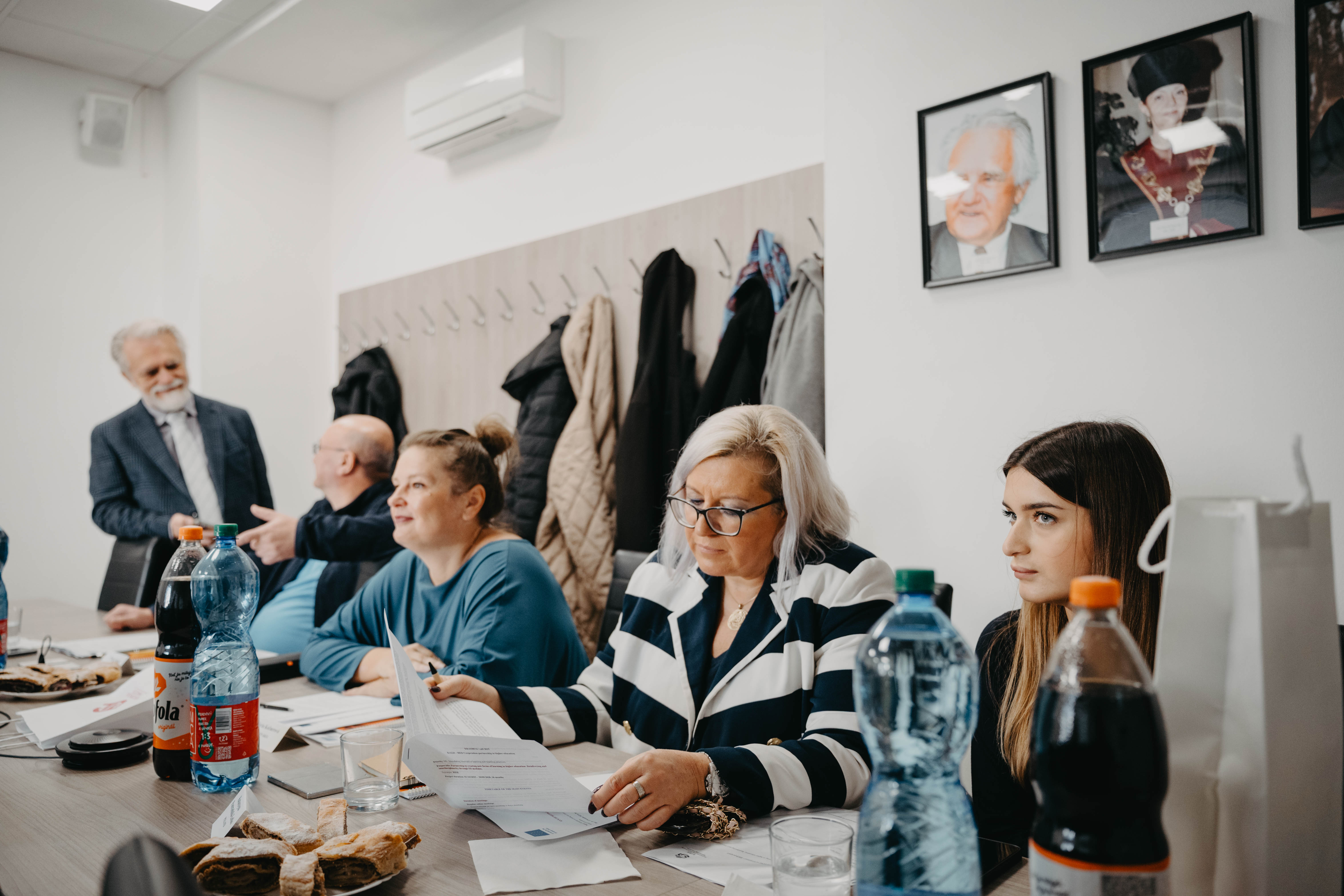 Kick-off meeting photo 8